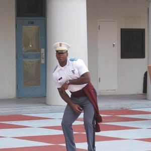 Meet your Posher, Amos